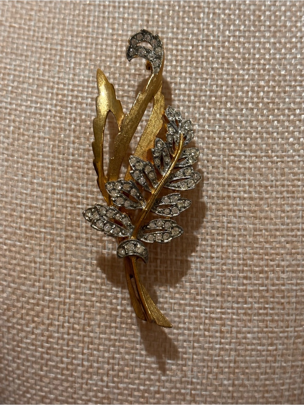 Kramer rhinestone brooch